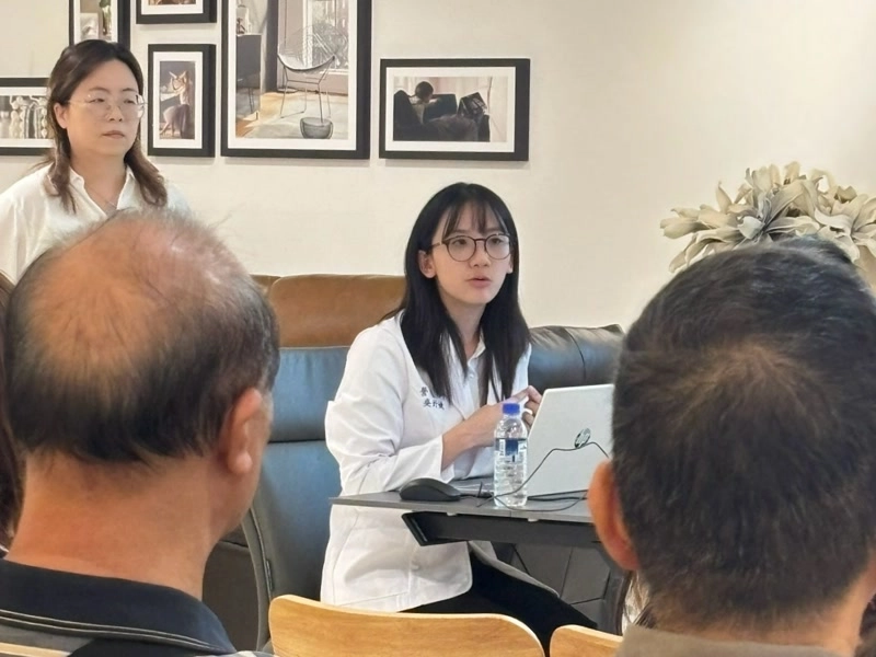 大榮生技營養師於高雄分享健康時代的營養策略